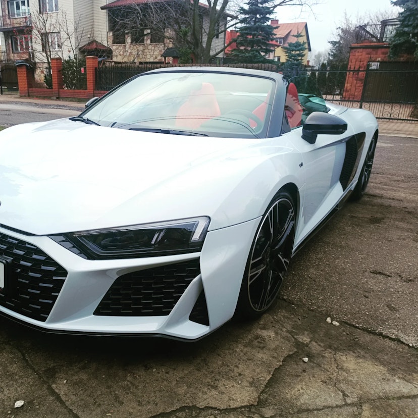 Audi R8